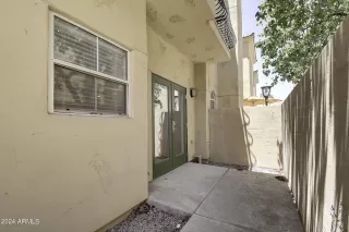 Photo #4: 6787368 Listing