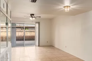 Photo #6: 6787382 Listing 