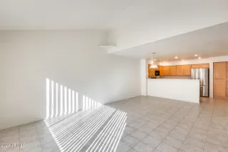 Photo #3: 6787387 Listing