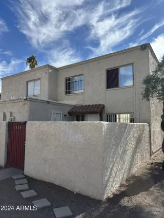 Photo #1: 6787404 Listing 