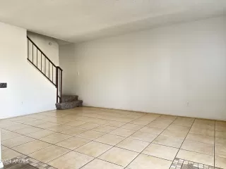 Photo #5: 6787404 Listing 