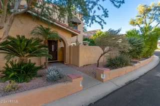 Photo #2: 6787478 Listing