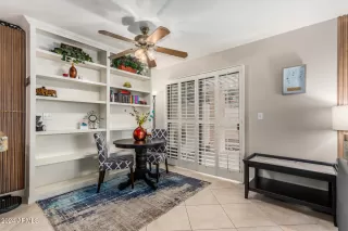 Photo #6: 6787478 Listing