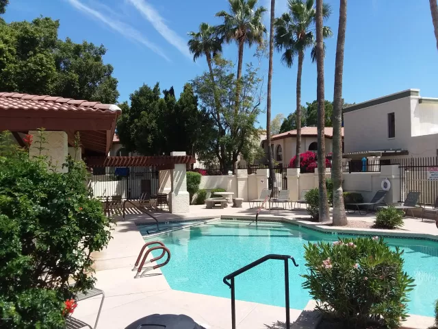 MLS: 6787574 Condo For Sale