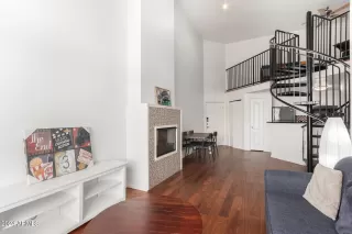 Photo #2: 6787833 Listing 