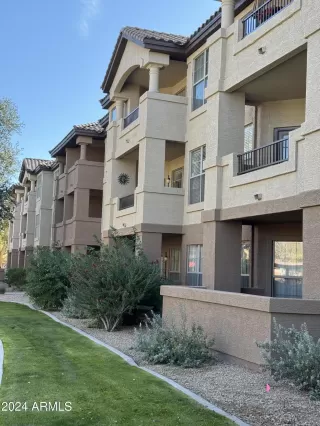 Photo #3: 6788332 Listing