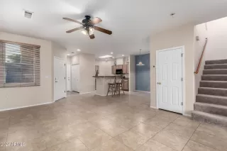 Photo #2: 6788342 Listing