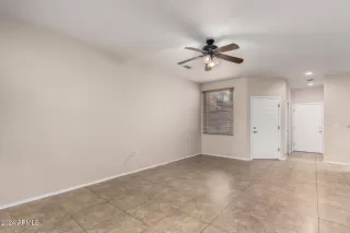 Photo #3: 6788342 Listing