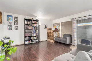 Photo #5: 6788348 Listing