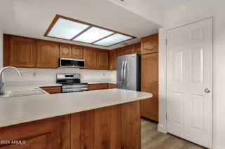 Photo #4: 6788828 Listing 