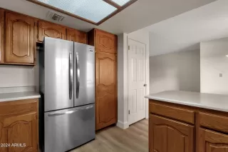 Photo #6: 6788828 Listing 