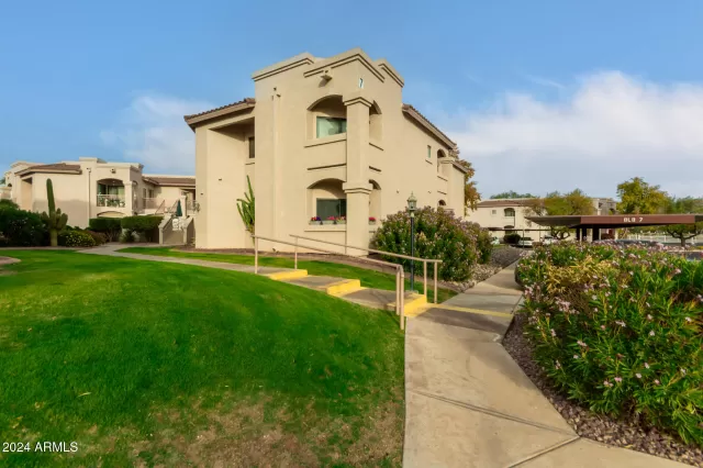 MLS: 6788856 Condo For Sale