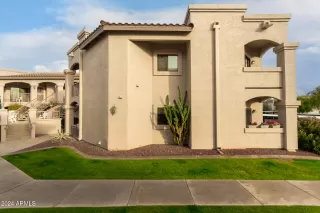 Photo #1: 6788856 Listing 