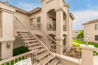 Photo #3: 6788856 Listing 