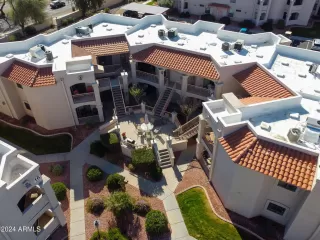 Photo #4: 6788856 Listing 