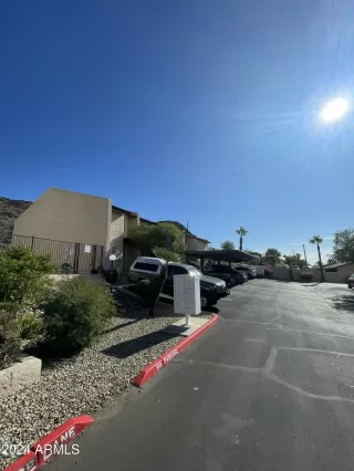 Photo #1: 6788900 Listing 