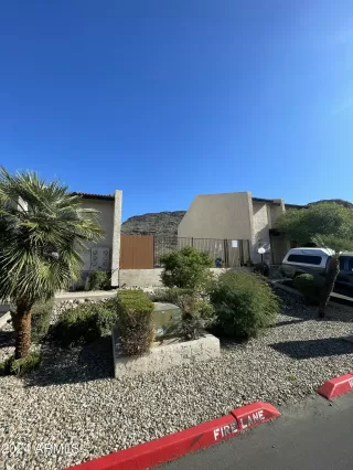 Photo #2: 6788900 Listing 