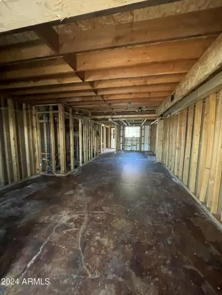 Photo #5: 6788900 Listing 