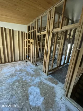 Photo #6: 6788900 Listing 