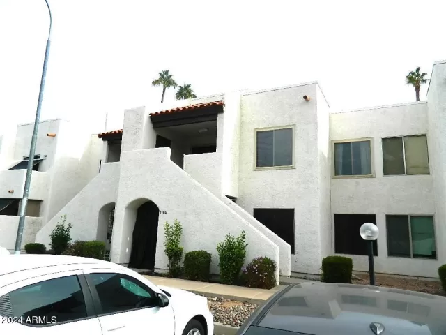 MLS: 6789198 Condo For Sale