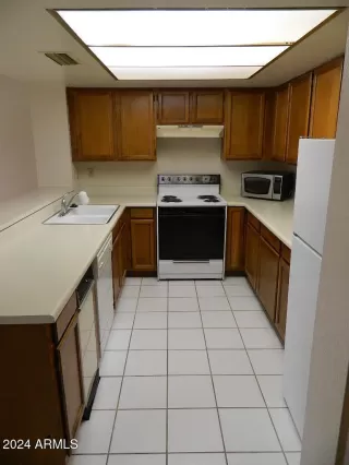 Photo #3: 6789198 Listing 