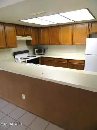 Photo #5: 6789198 Listing 