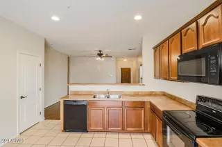 Photo #6: 6789452 Listing