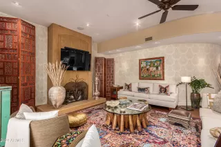 Photo #6: 6789503 Listing