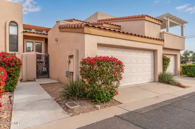 MLS: 6789590 Condo For Sale