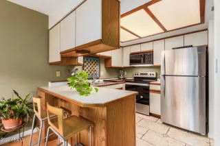 Photo #6: 6789590 Listing