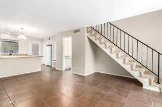 Photo #5: 6789624 Listing 