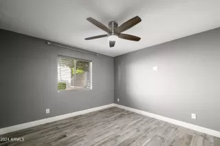 Photo #6: 6789658 Listing