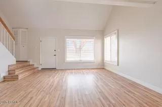 Photo #6: 6789832 Listing 