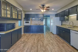 Photo #6: 6790007 Listing 