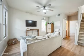 Photo #1: 6790130 Listing