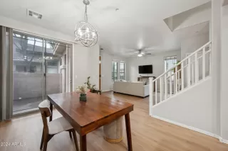 Photo #4: 6790130 Listing