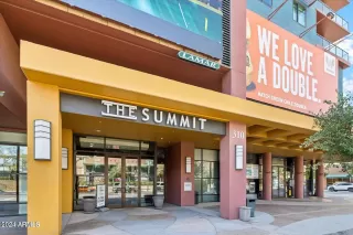 Photo #5: 6790178 Listing