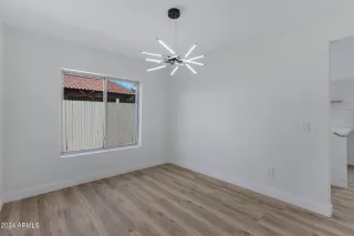 Photo #5: 6790255 Listing