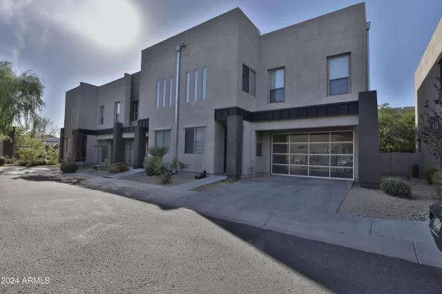 MLS: 6790663 Condo For Sale