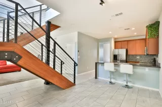 Photo #3: 6790663 Listing