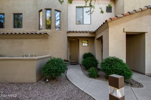 MLS: 6790687 Condo For Sale