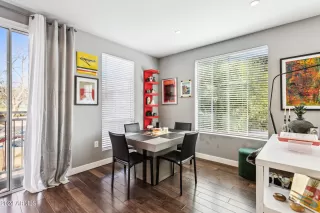 Photo #5: 6790705 Listing 