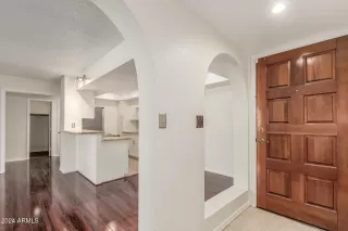 Photo #3: 6790717 Listing