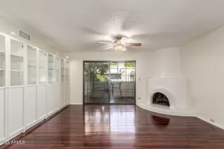 Photo #6: 6790717 Listing