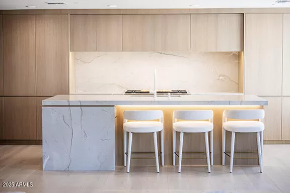 MLS: 6790861 Condo For Sale