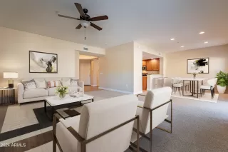 Photo #6: 6790985 Listing 
