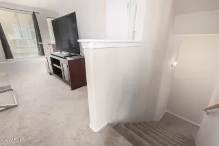 Photo #5: 6791150 Listing