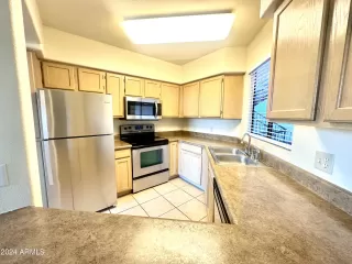 Photo #6: 6791205 Listing