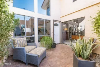 Photo #1: 6791218 Listing