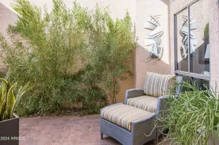 Photo #3: 6791218 Listing